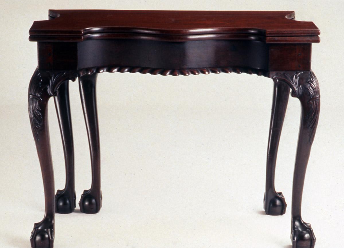 1959.2843 Table, view 2