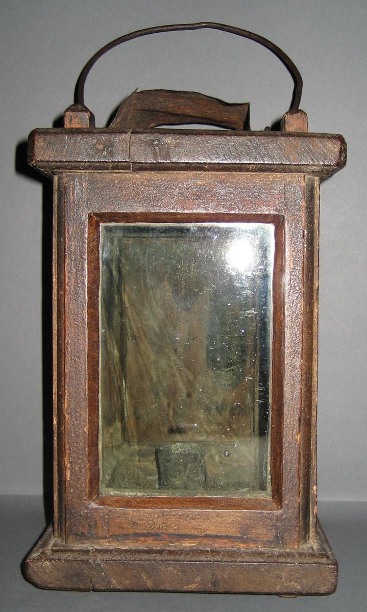 1954.0023.003 Lantern