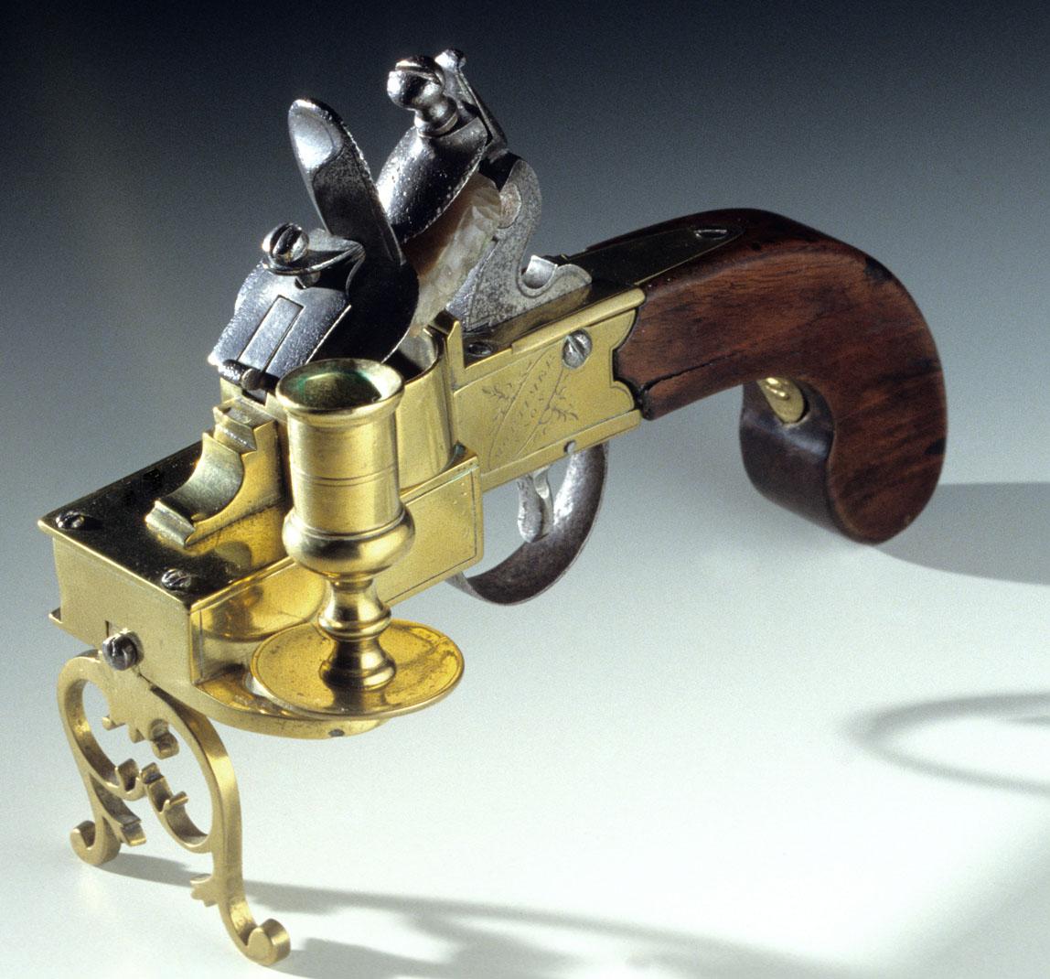 1959.2864 Candlestick lighter