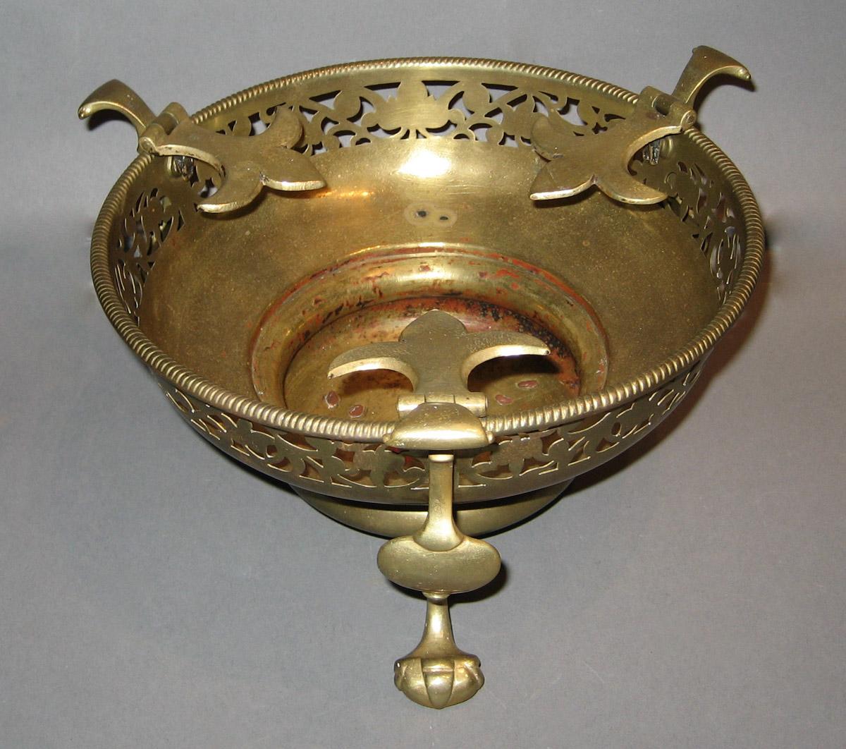 1959.2878 A Brazier