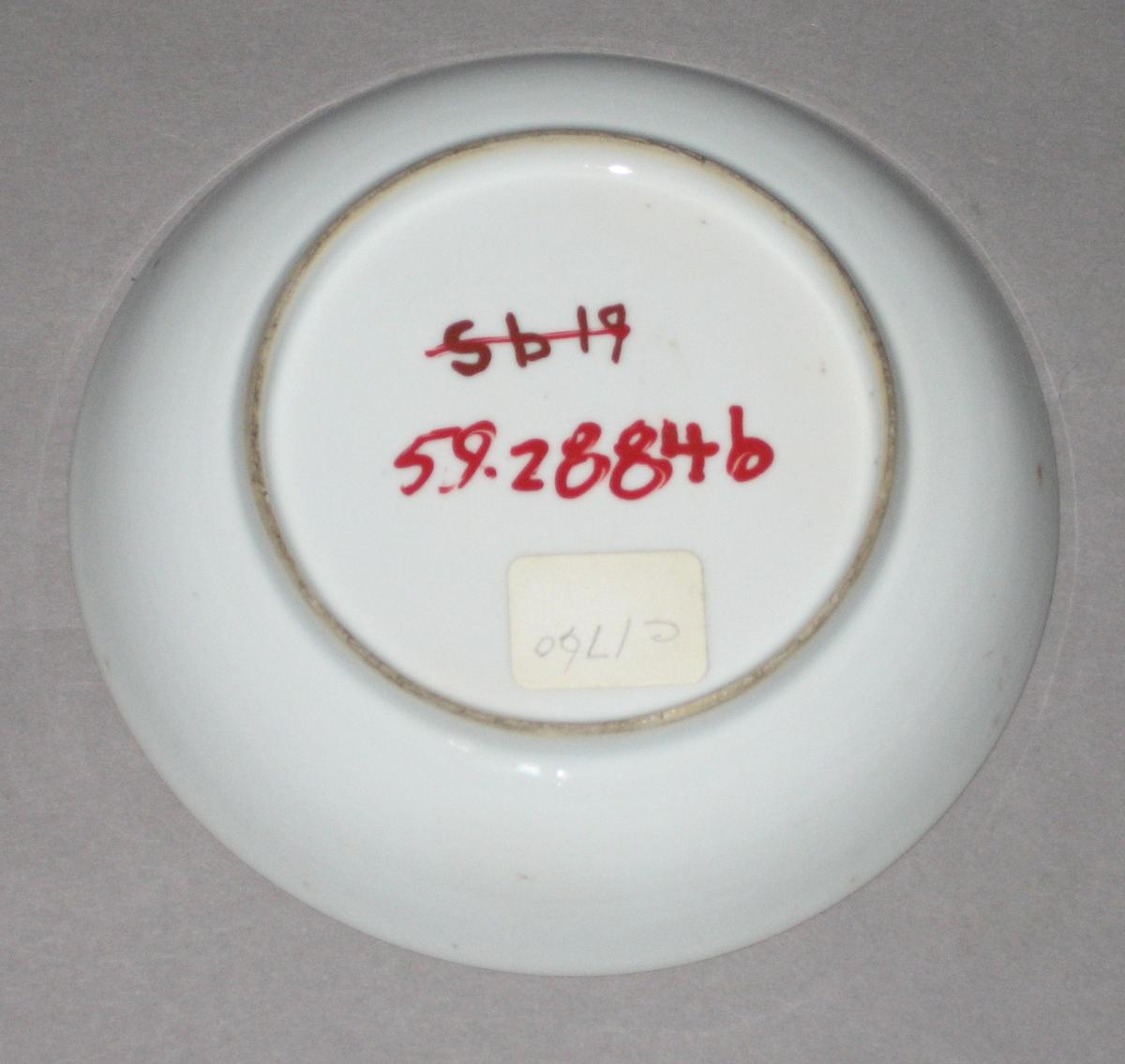 1959.2884 B Chinese porcelain saucer (bottom)