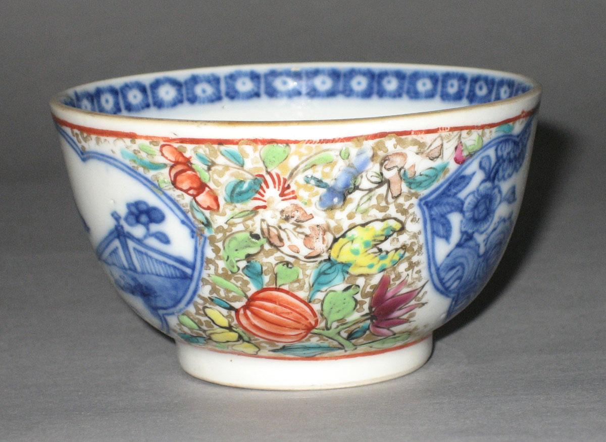 1959.2885 A Porcelain teabowl (side 3)