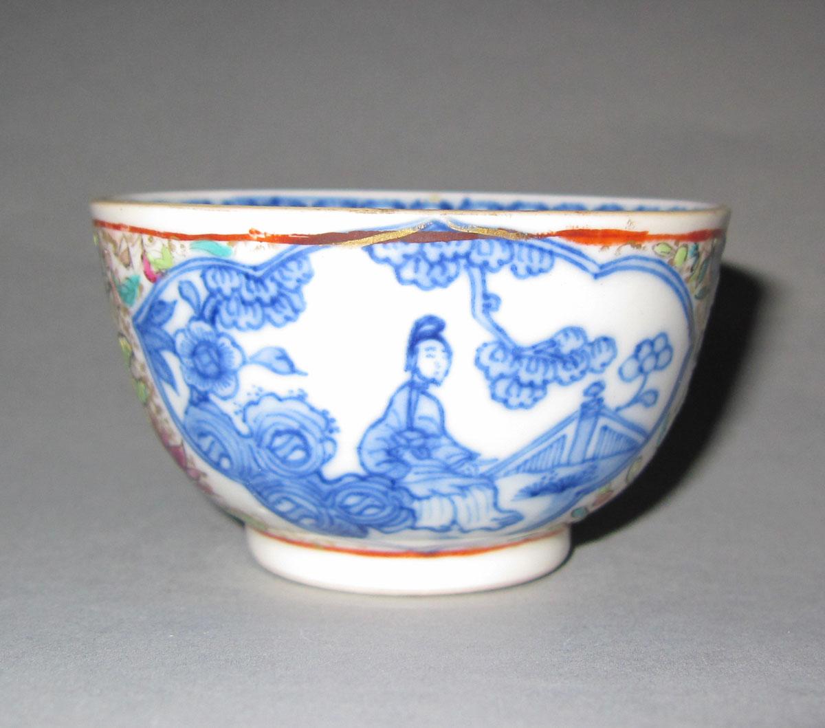 1959.2885 A Porcelain teabowl face two