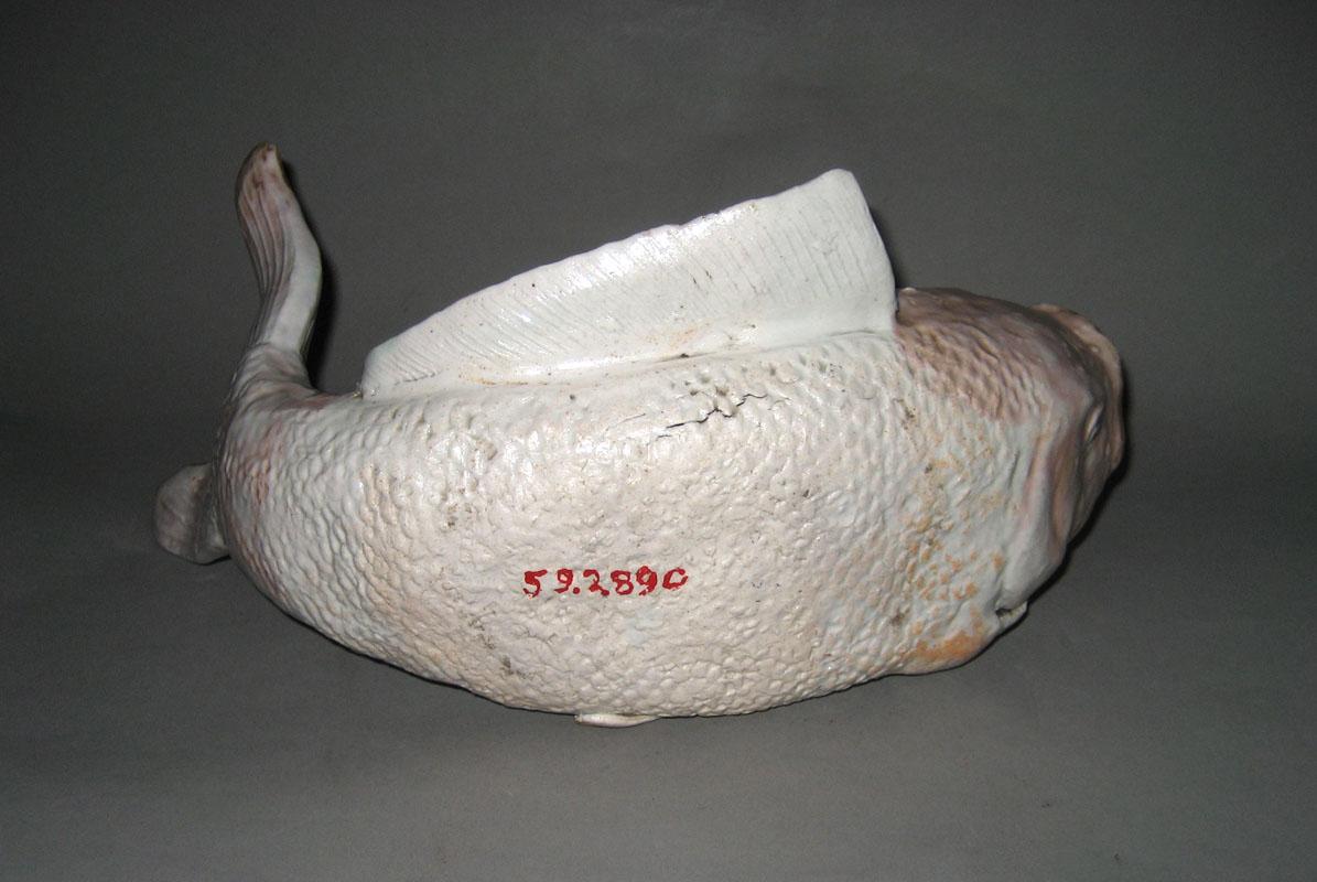 1959.2890 Porcelain Figure belly