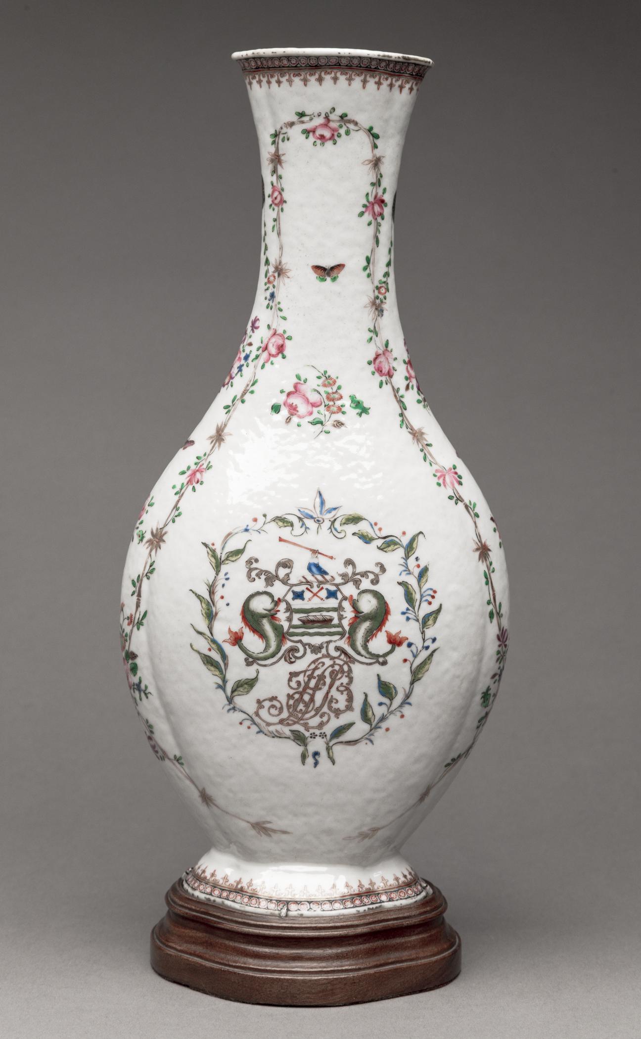 1959.2896 Flower container, view 1