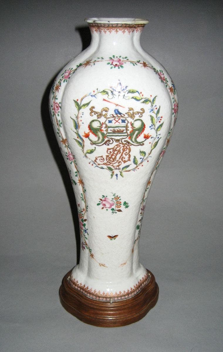 1959.2897 Garniture side1