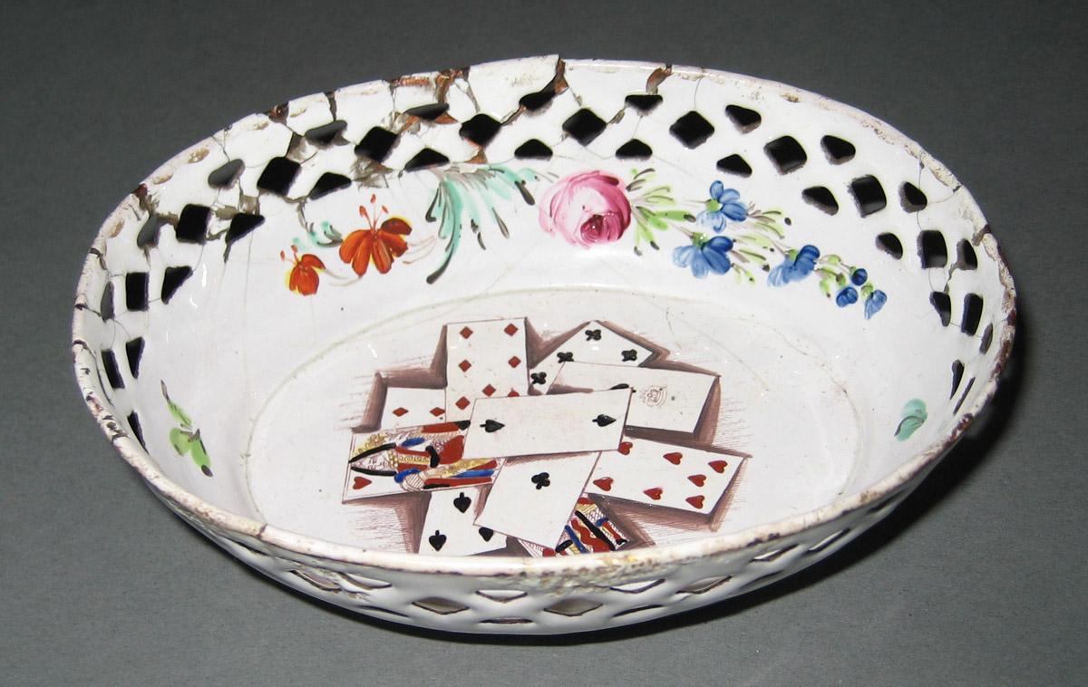 1959.2905 Dish