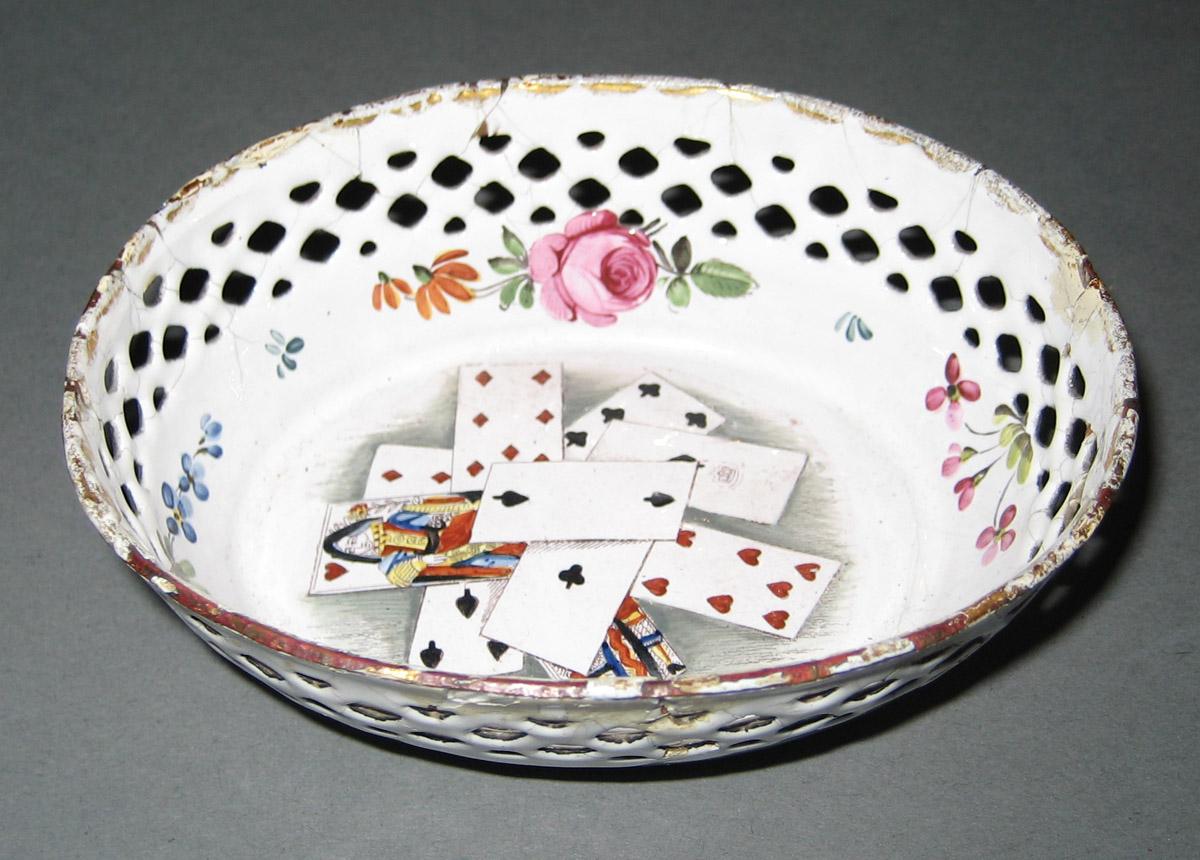 1959.2907 Dish