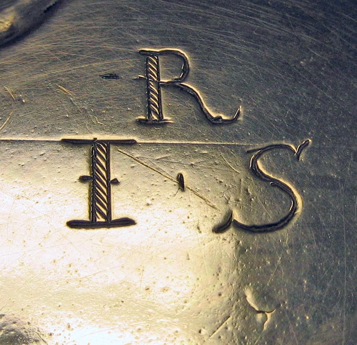 1959.2909 Silver Tray engraving