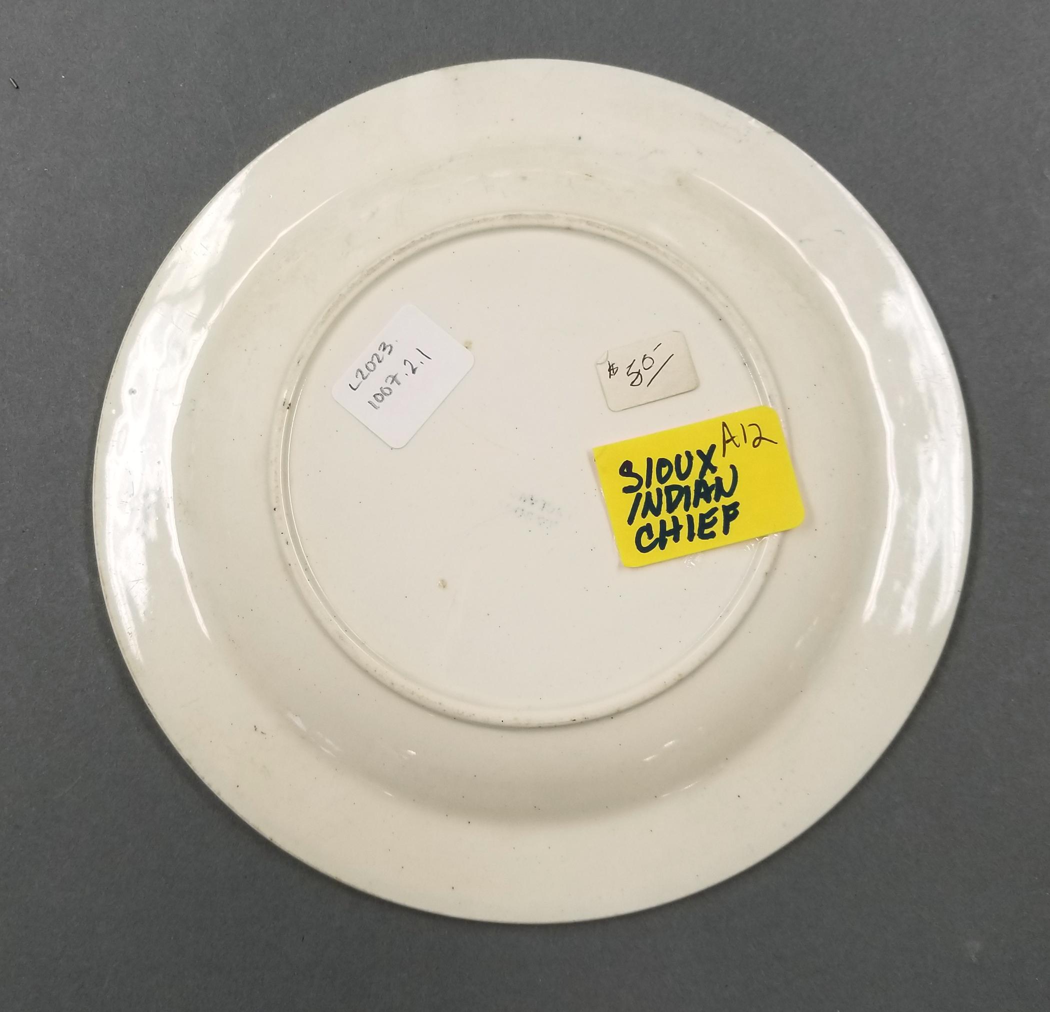 2023.0014.002.001 alphabet plate underside