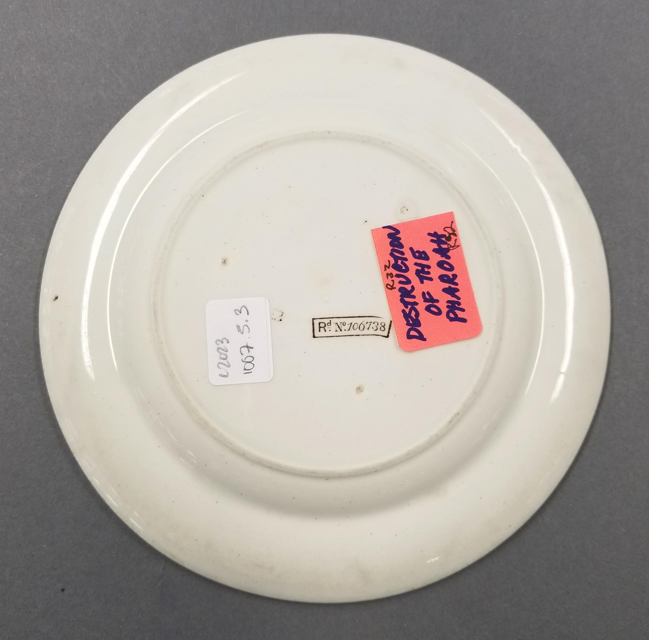 2023.0014.004.003 alphabet plate underside