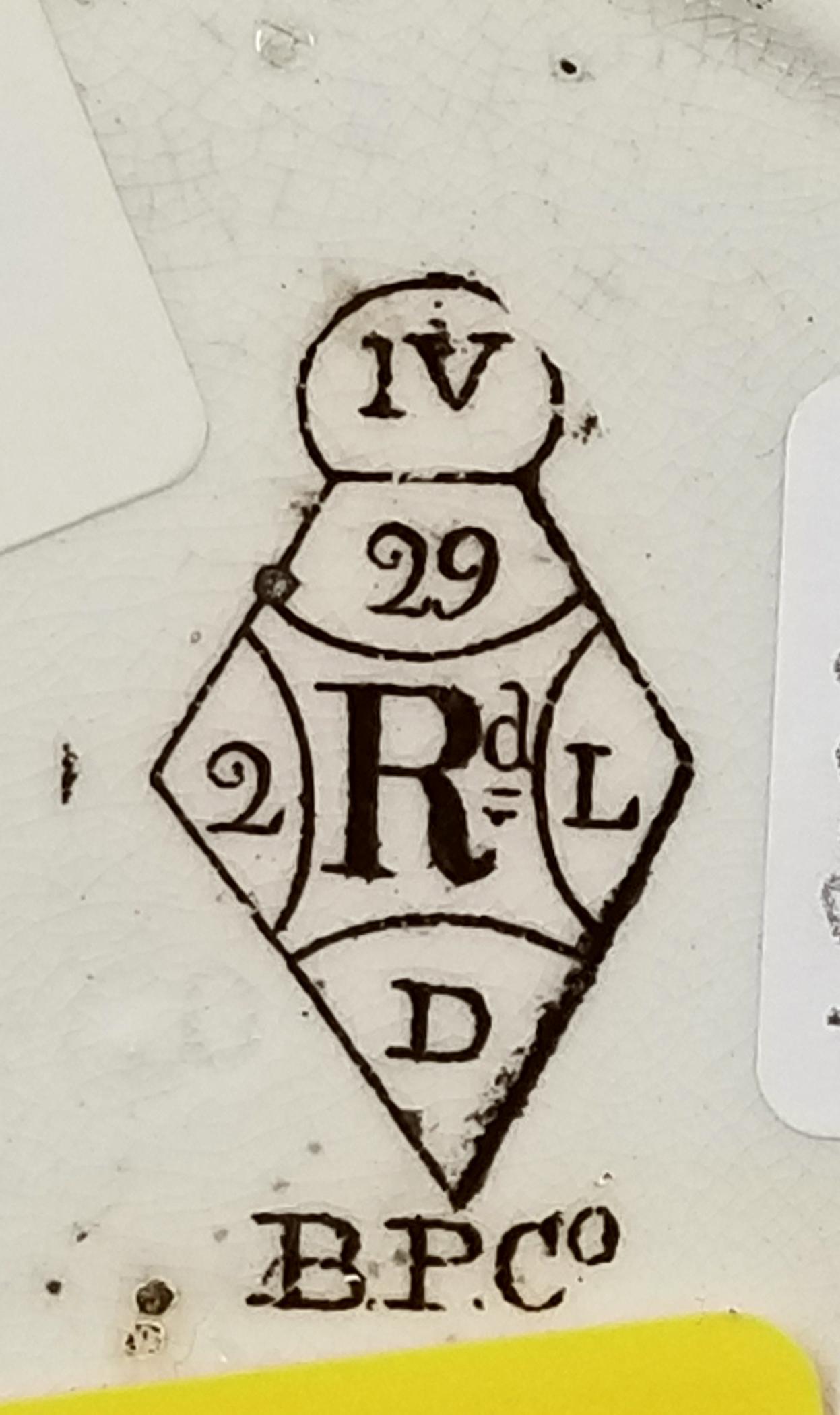 2023.0014.008.002 alphabet plate mark