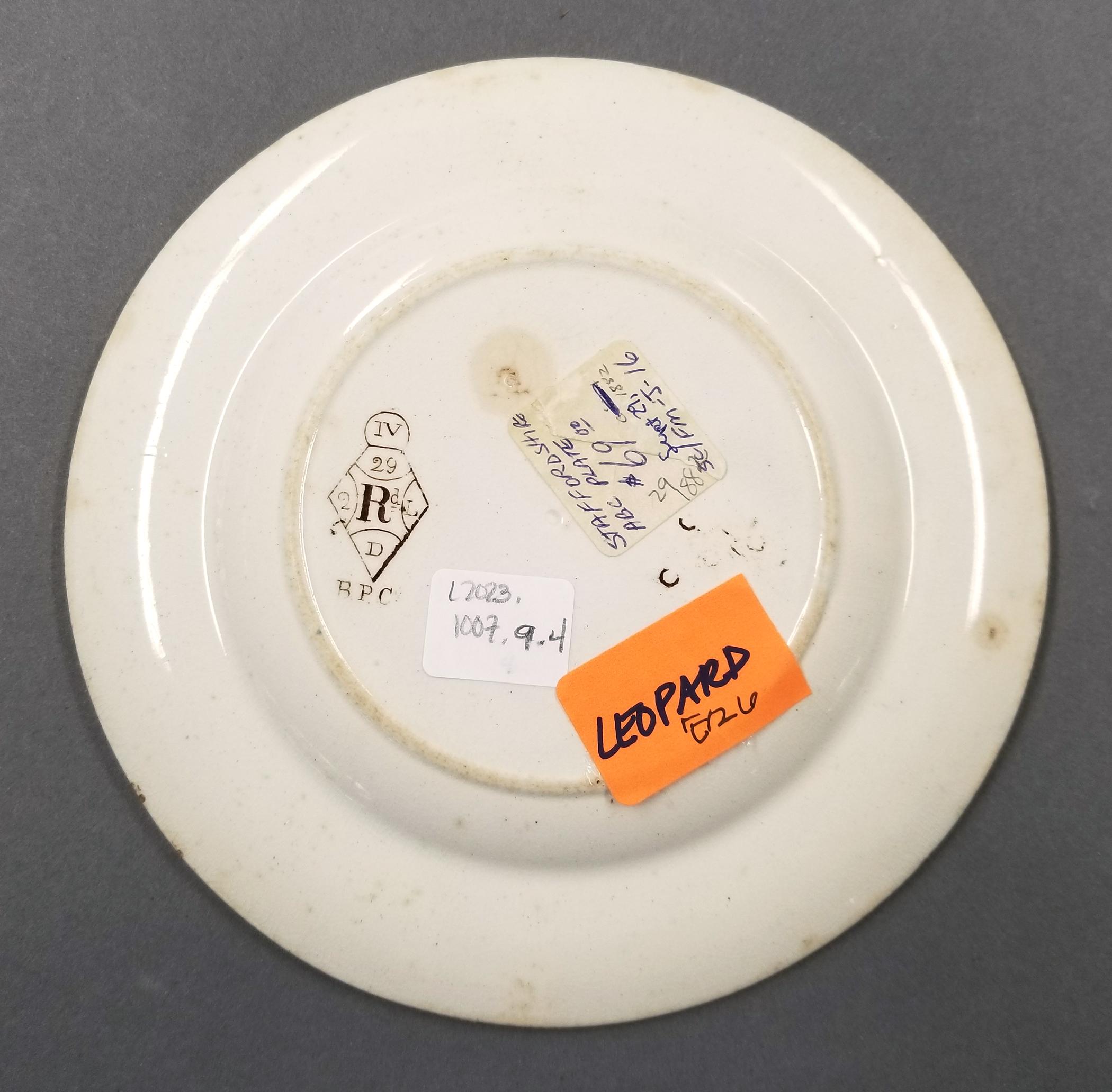 2023.0014.008.004 alphabet plate underside
