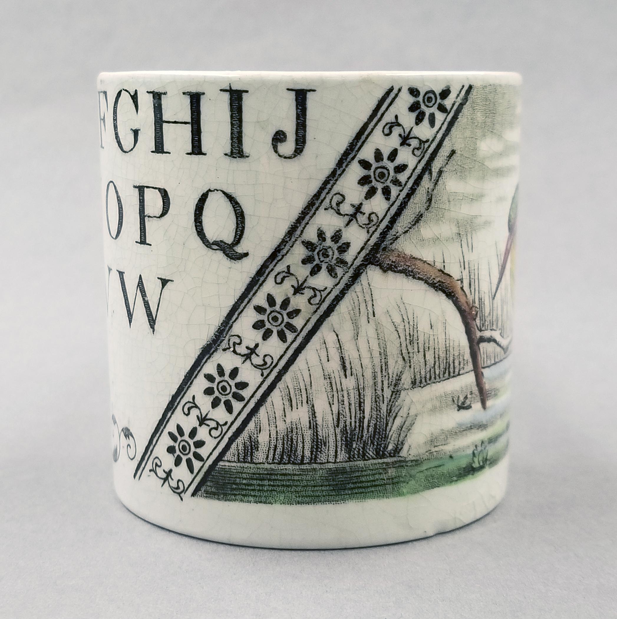 2023.0014.009.003 alphabet mug detail 2