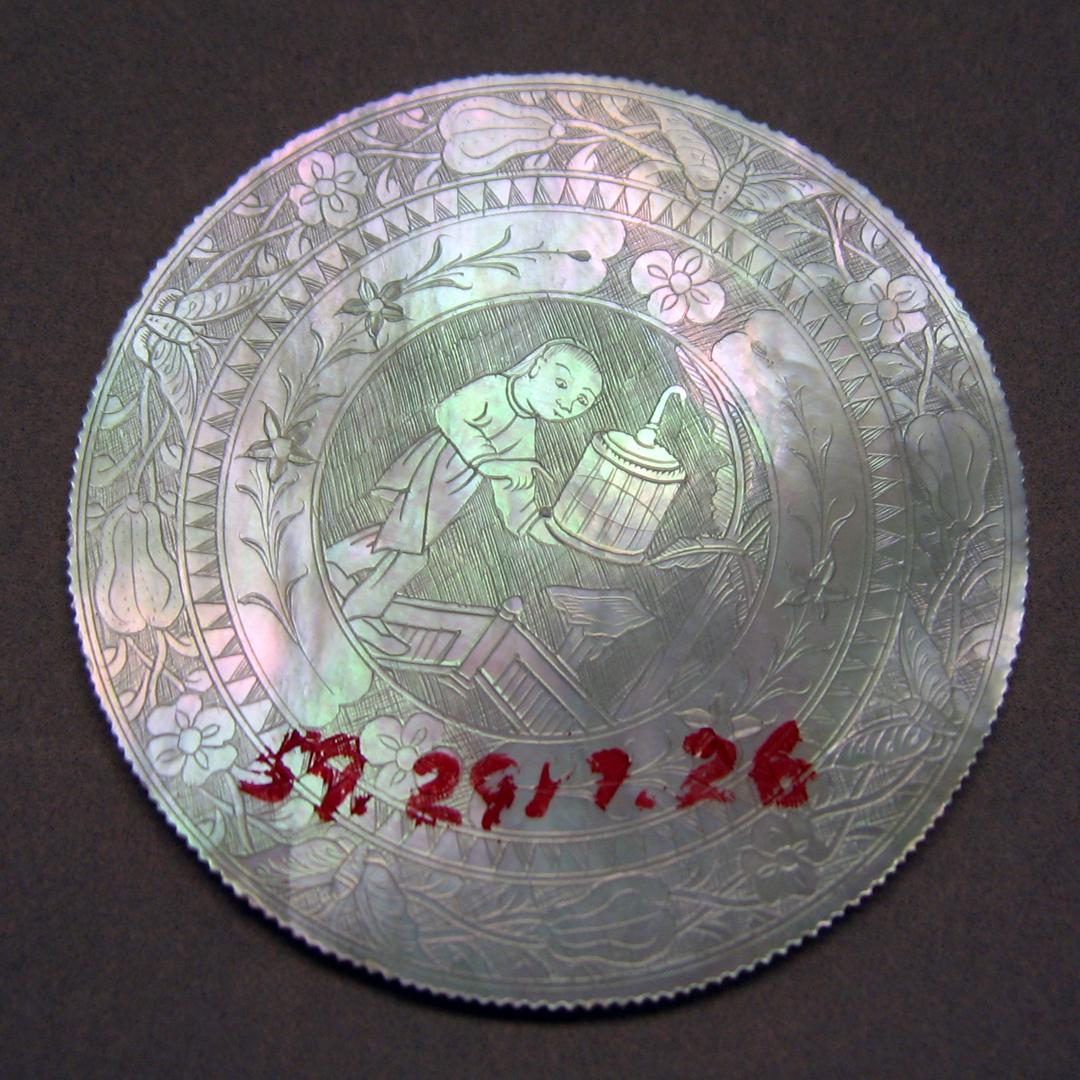 1963.0102.026 Game Counter reverse