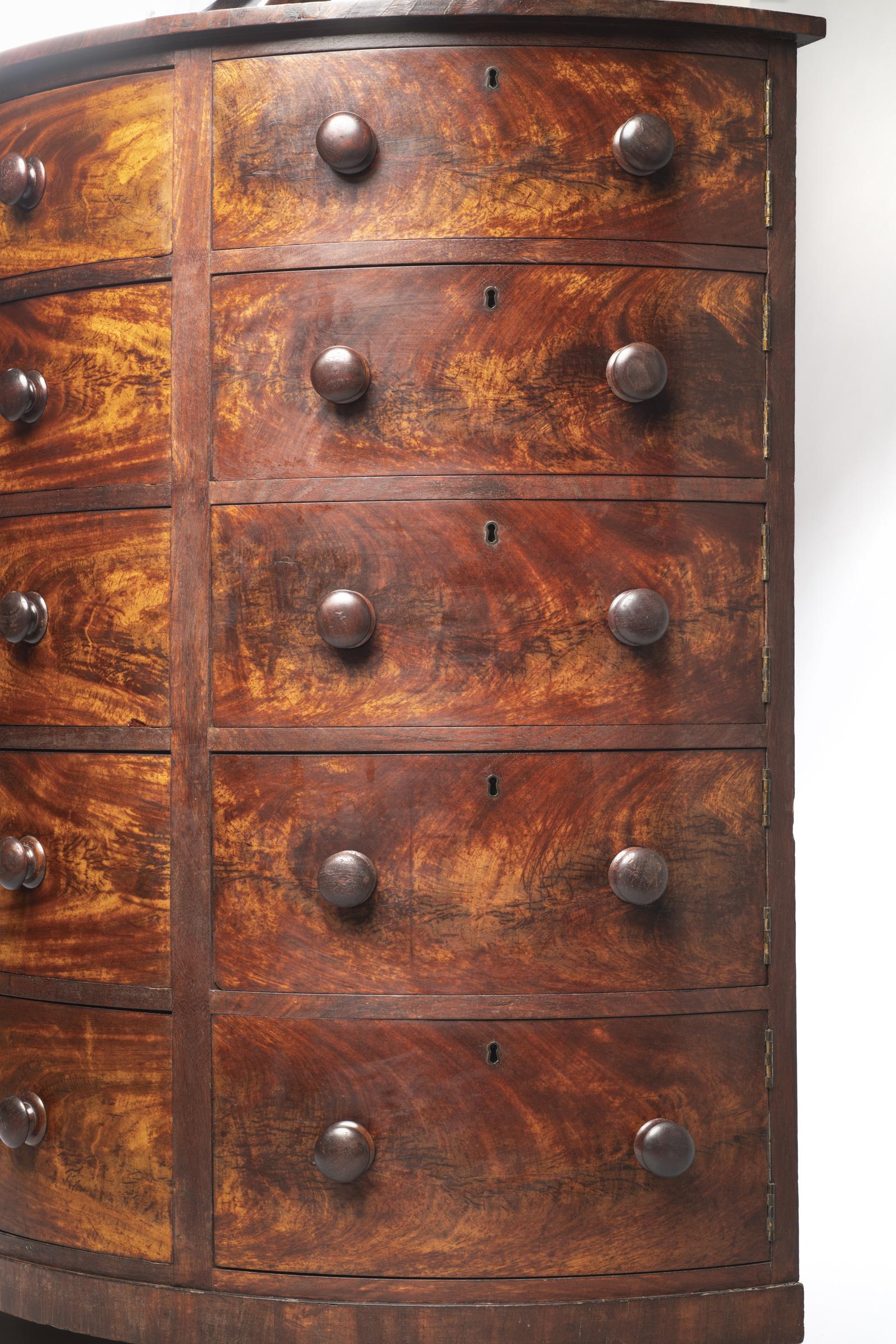 2023.0023.003 A, B Miniature chest of drawers, view 2