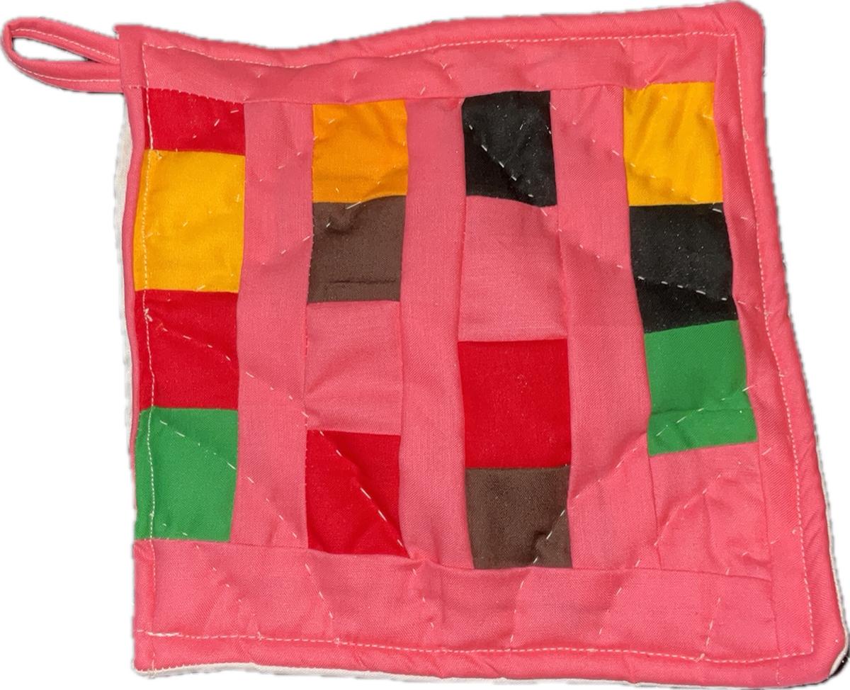 2025.0021.002 Pot holder, Reg Image, overall