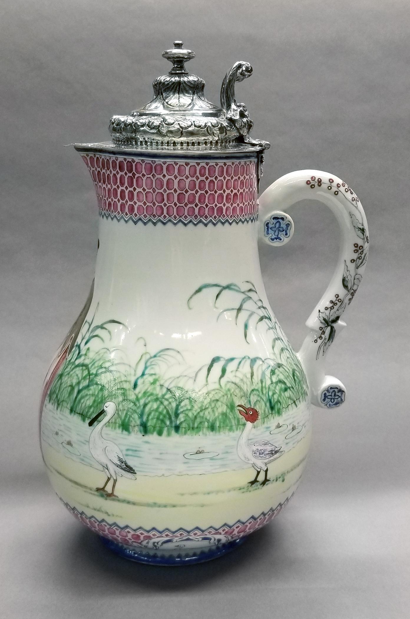 2024.0004 Pronk jug side 2