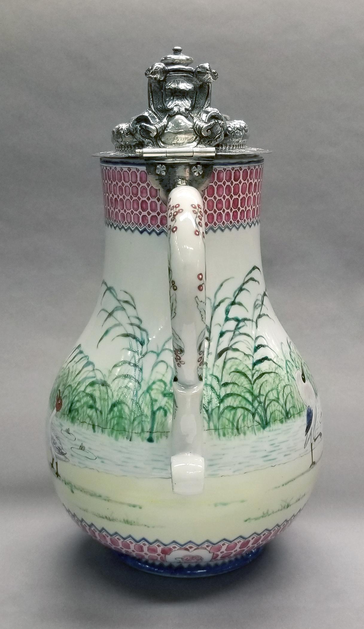 2024.0004 Pronk jug side 4