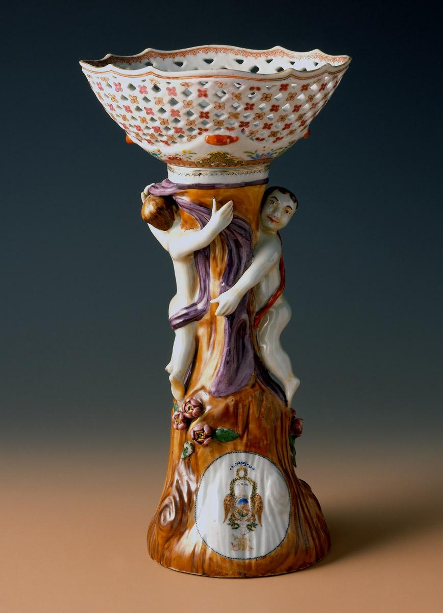 1959.2934 Fruit basket, fruit stand