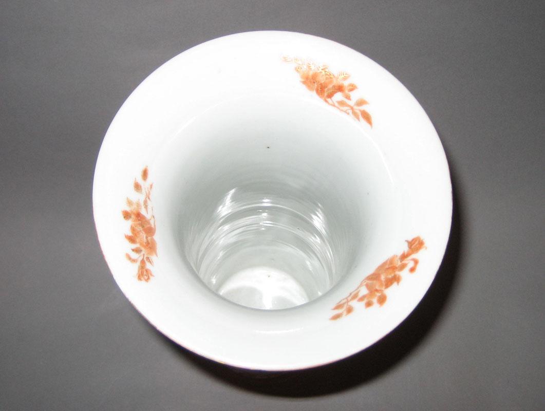1959.2935 Vase upper