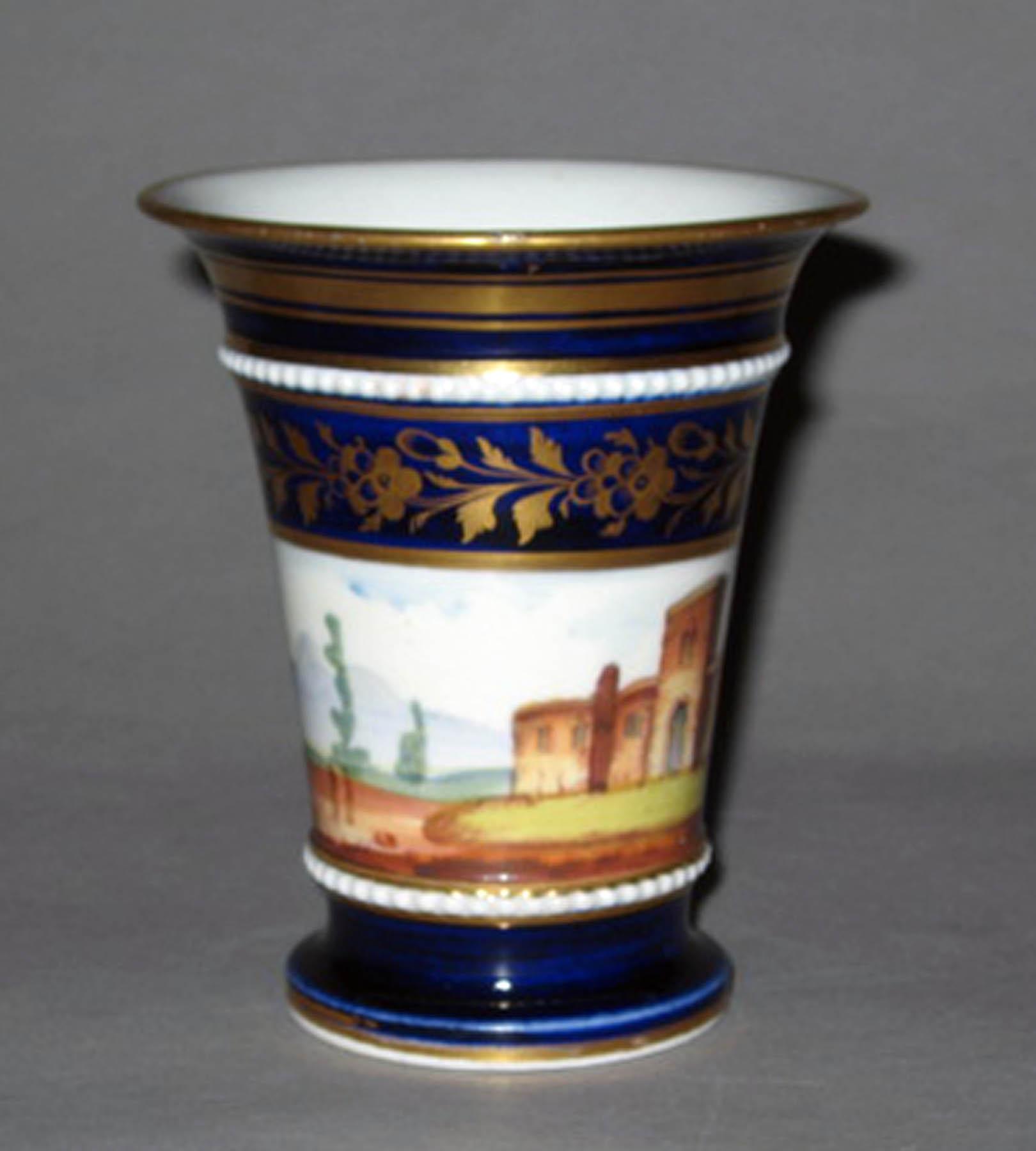 1959.2955 Porcelain vase