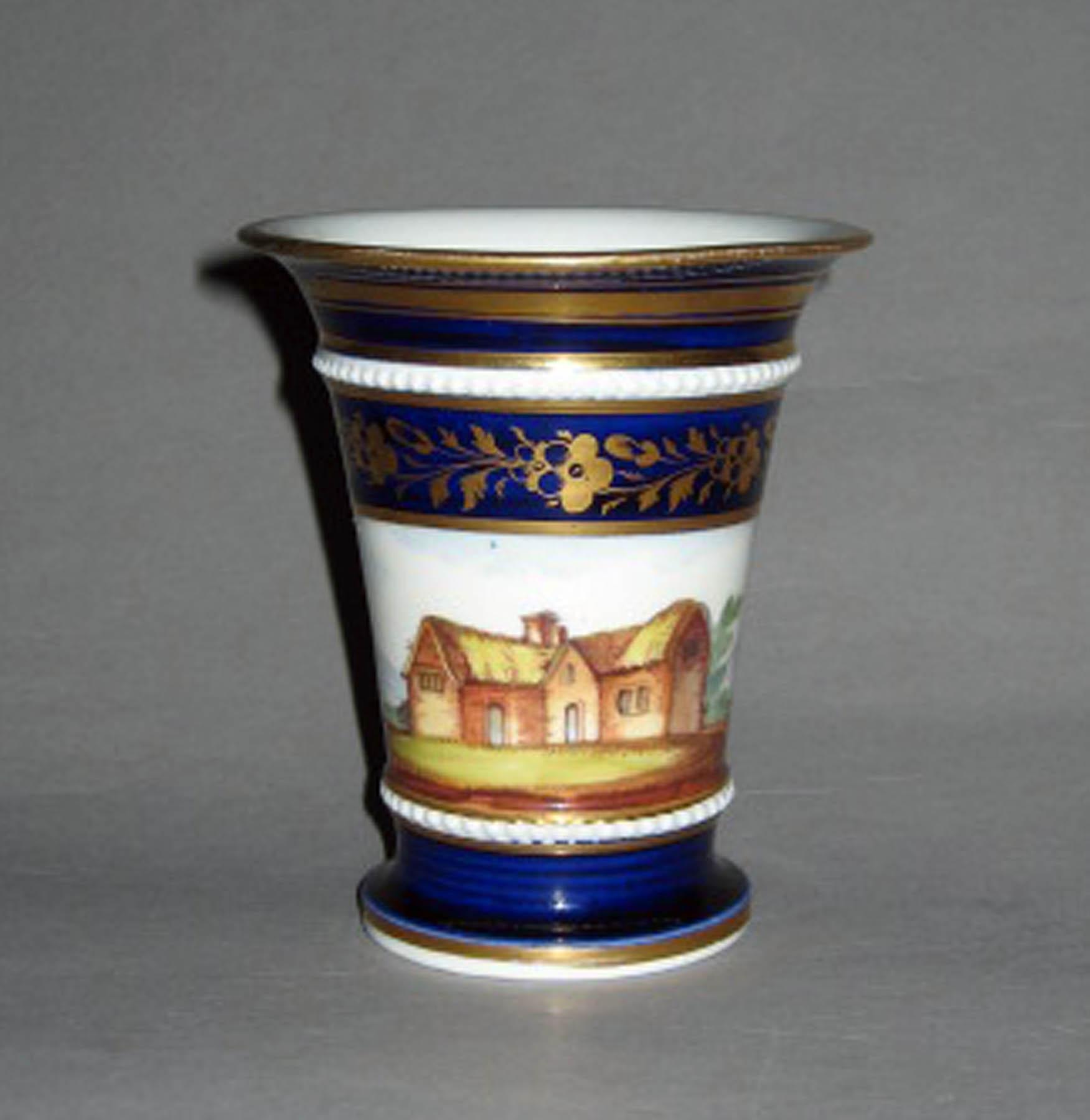 1959.2956 Porcelain vase
