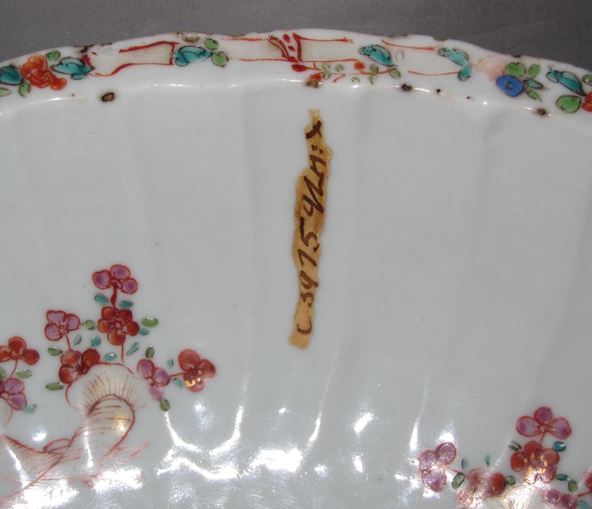 1959.2962 Porcelain bowl detail