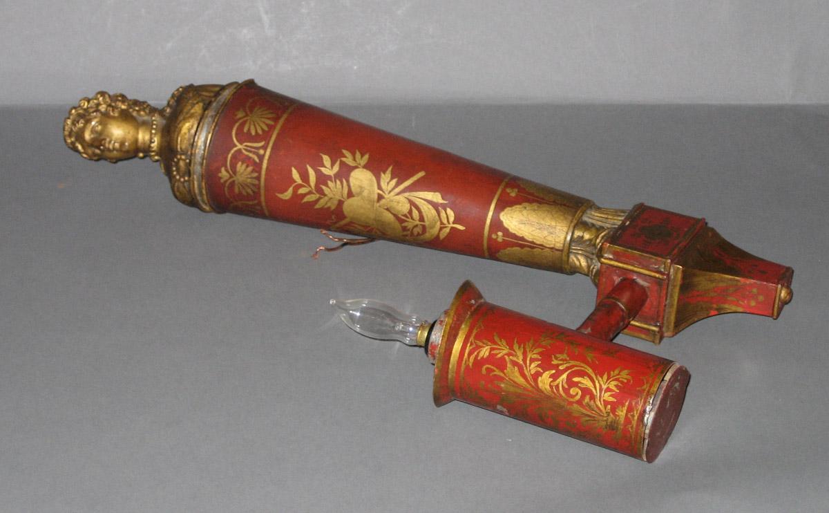 1959.2986 Sconce