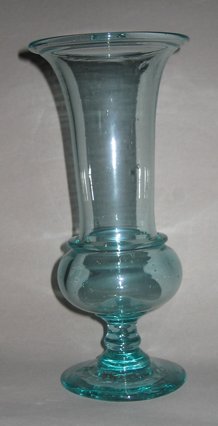 1959.2994 Glass Vase