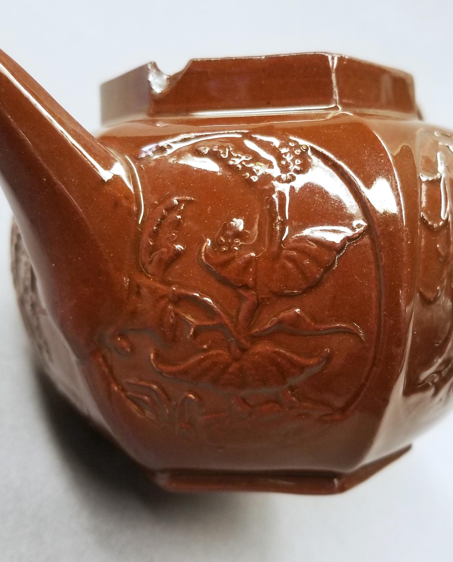 2024.0014.025 A,B Teapot detail 3