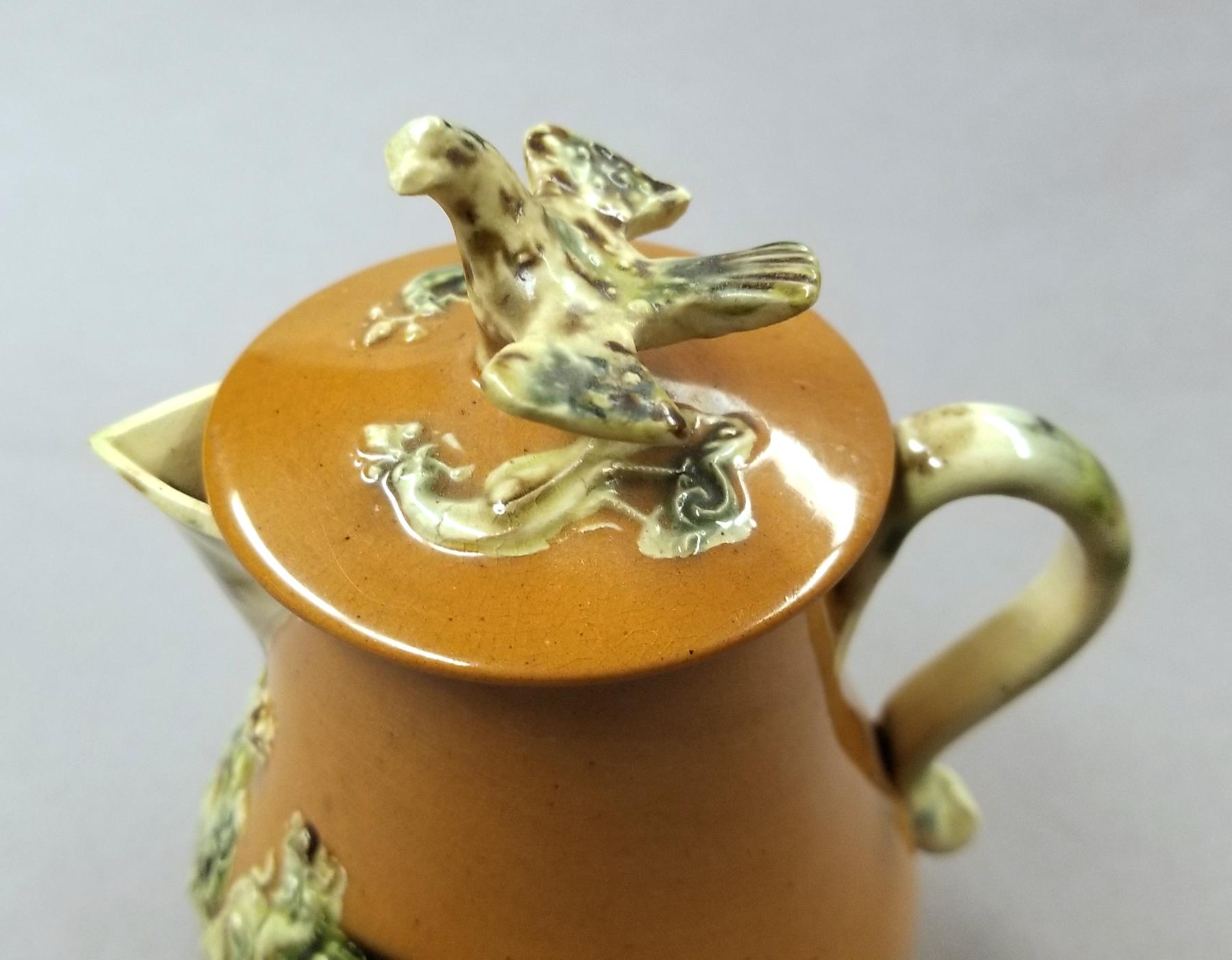 2024.0014.026 A,B Jug top det 1