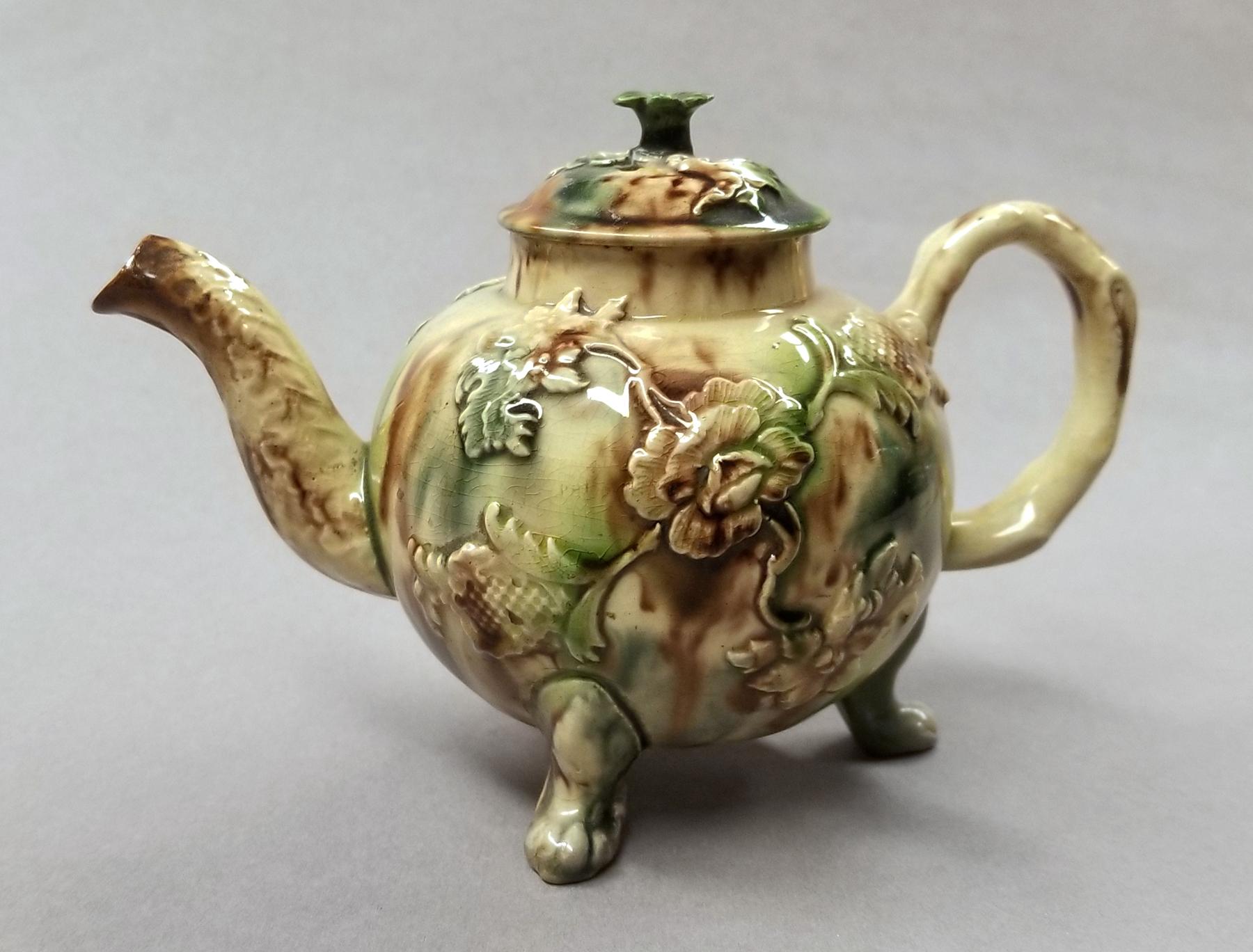 2024.0014.031 A,B Teapot side 1