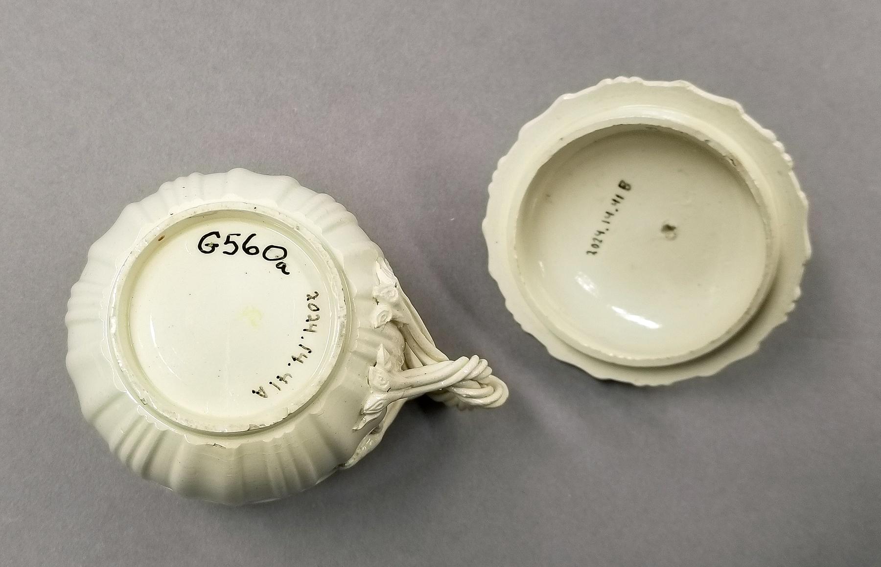 2024.0014.041 A,B Pot de creme bottom