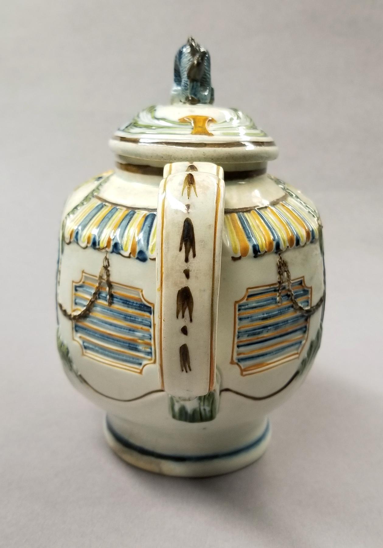 2024.0014.045 A,B Teapot side 4