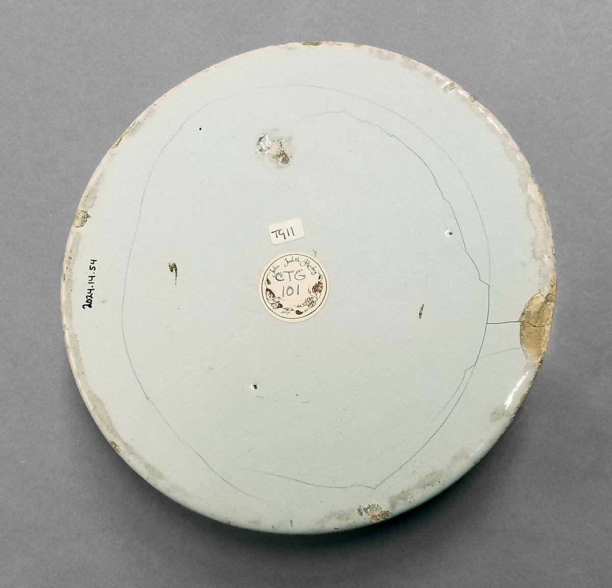 2024.0014.054 Char dish bottom