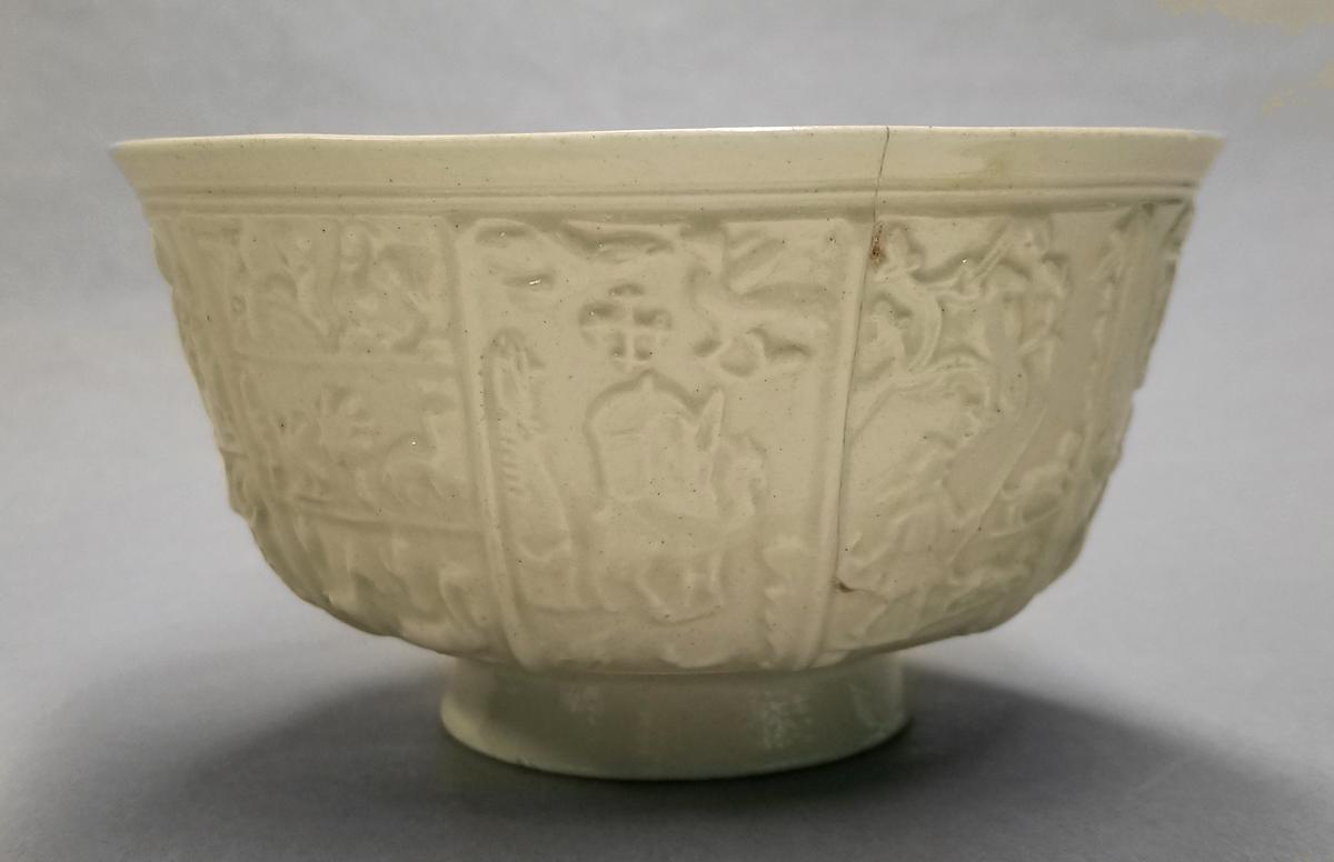 2024.0014.060 Stoneware bowl side 4