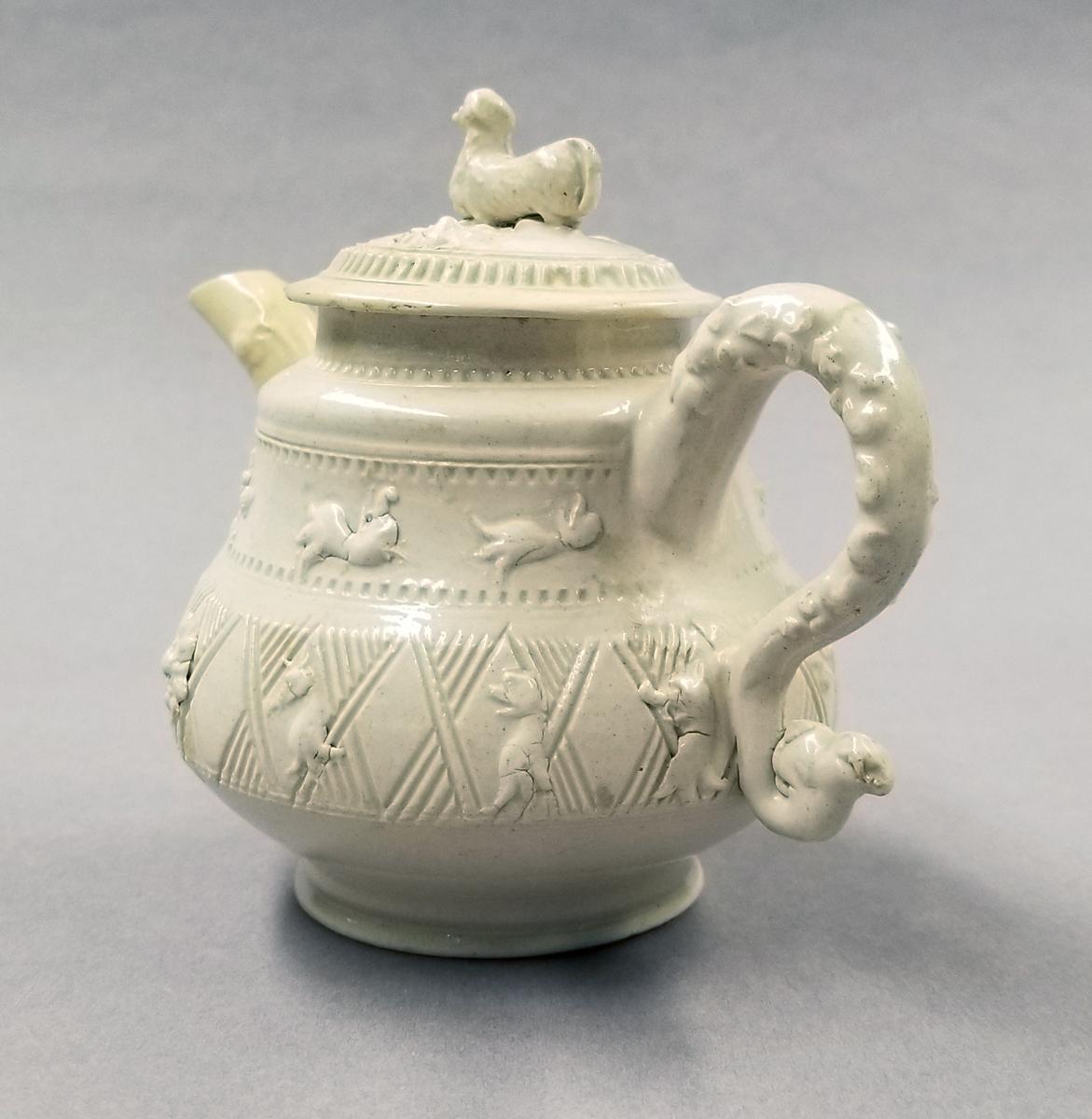 2024.0014.062 A,B Teapot side 4
