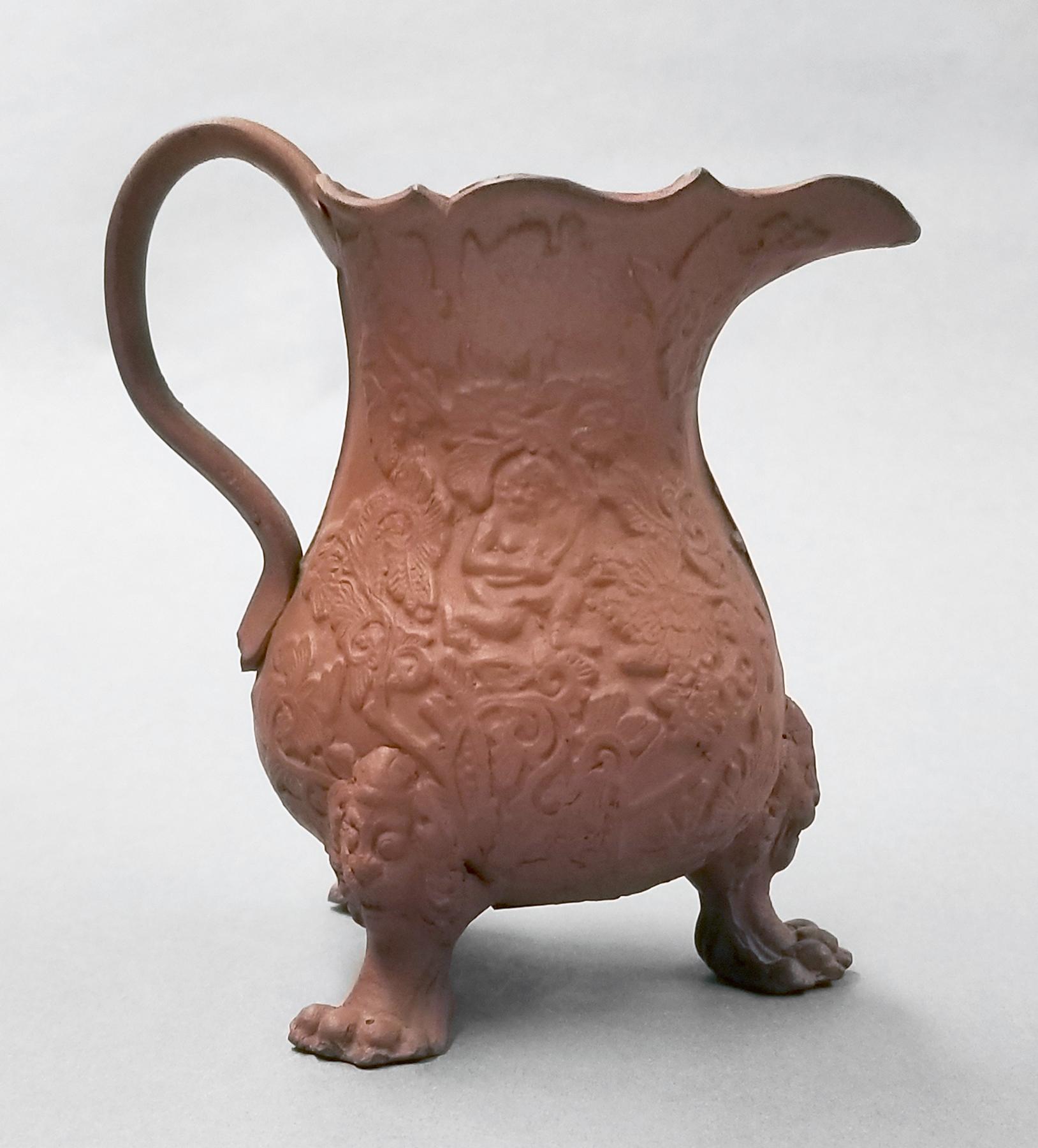 2024.0014.065 Milk jug side 3