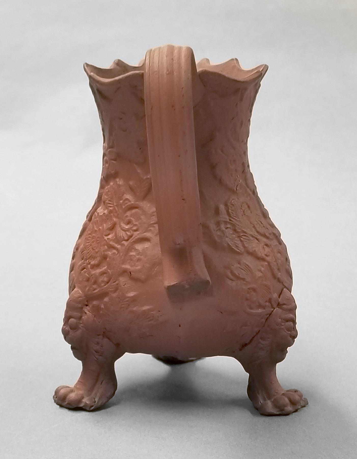 2024.0014.065 Milk jug side 4