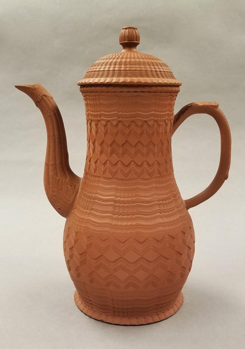 2024.0014.070 A,B Coffeepot side 1