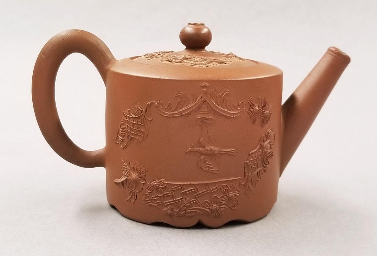 2024.0014.071 A,B Teapot side 2