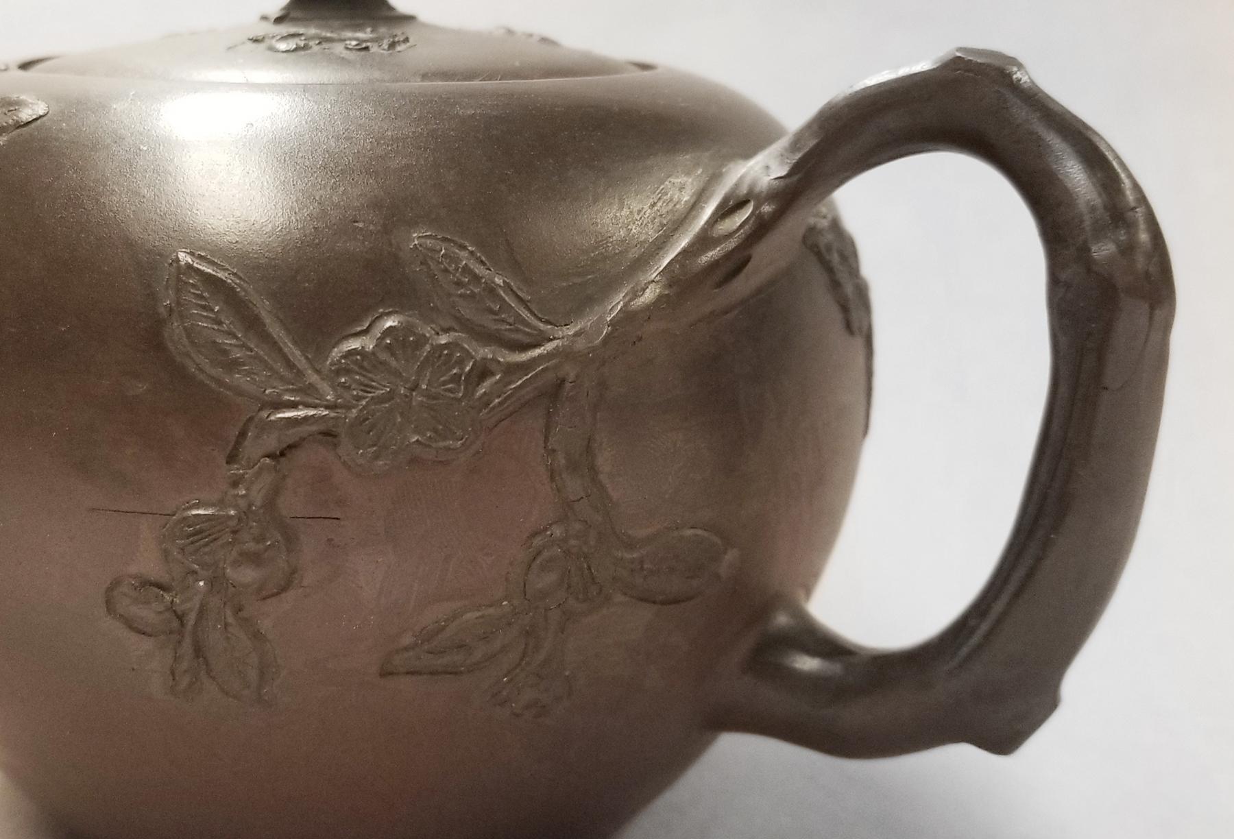 2024.0014.016 A,B Teapot side 1 detail 2