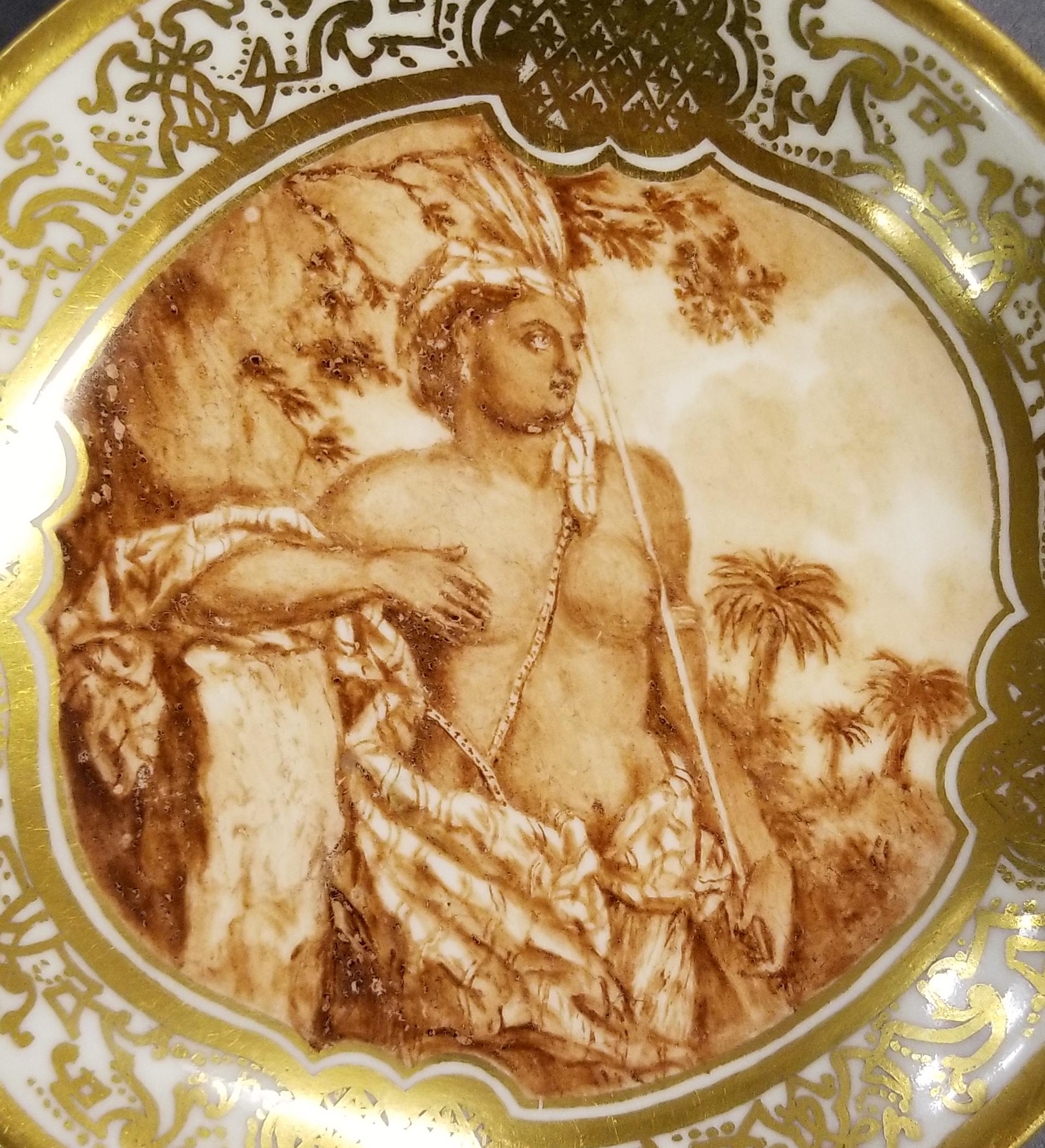 2024.0008 Saucer front detail