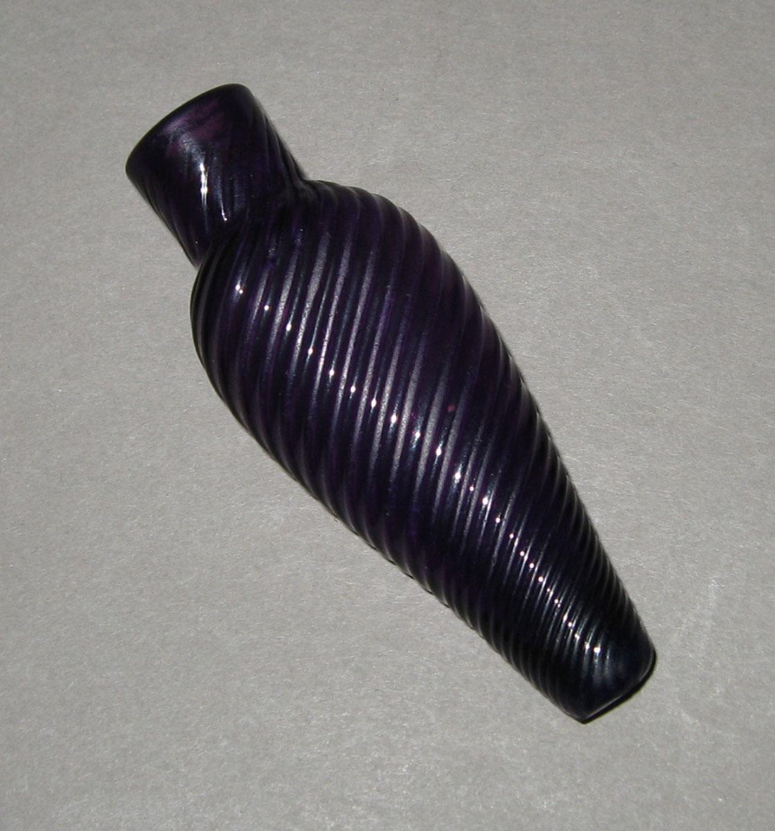 1959.3005 Amethyst glass scent bottle