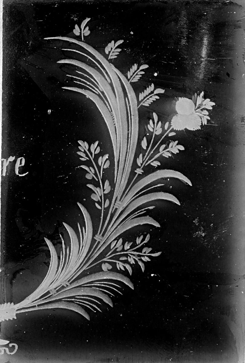 1959.3009 Tumbler or beaker with cover (detail 3)