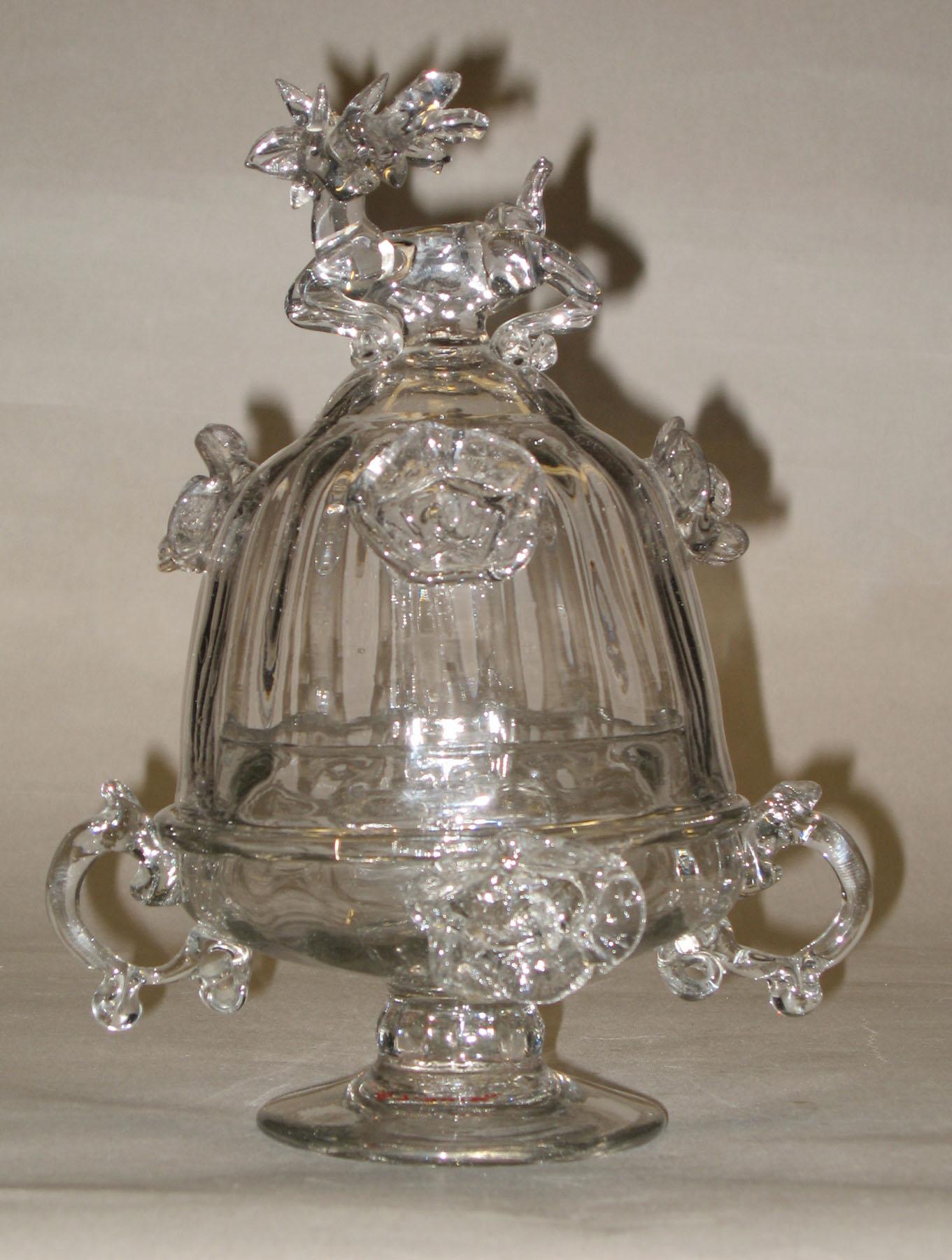 1959.3014 A, B Glass sugar bowl