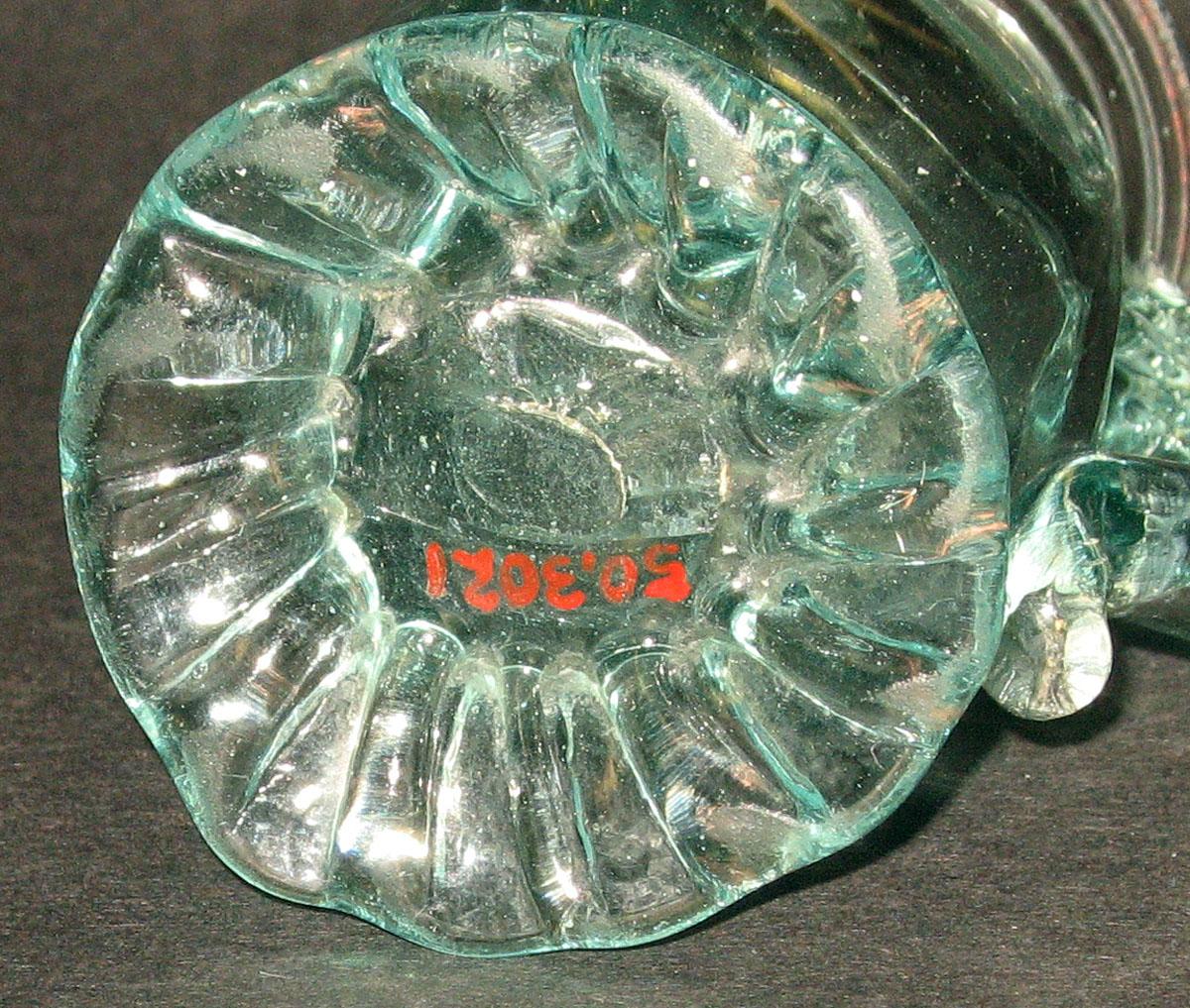 1959.3021 Aquamarine glass jug (underside)