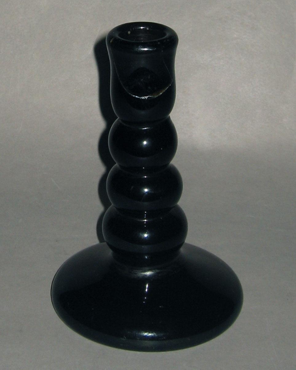1959.3023 Nonlead glass candlestick