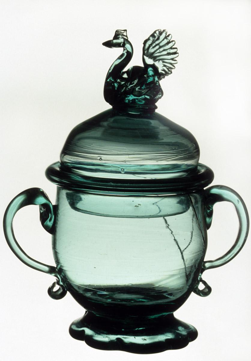 1959.3032 A, B Glass sugar bowl and cover